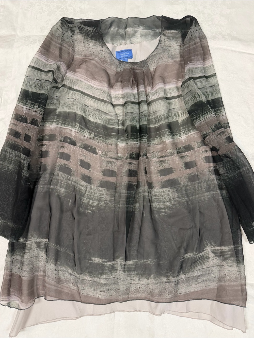 Simply Vera Vera Wang Sheer Layered Tunic in Gray and Taupe